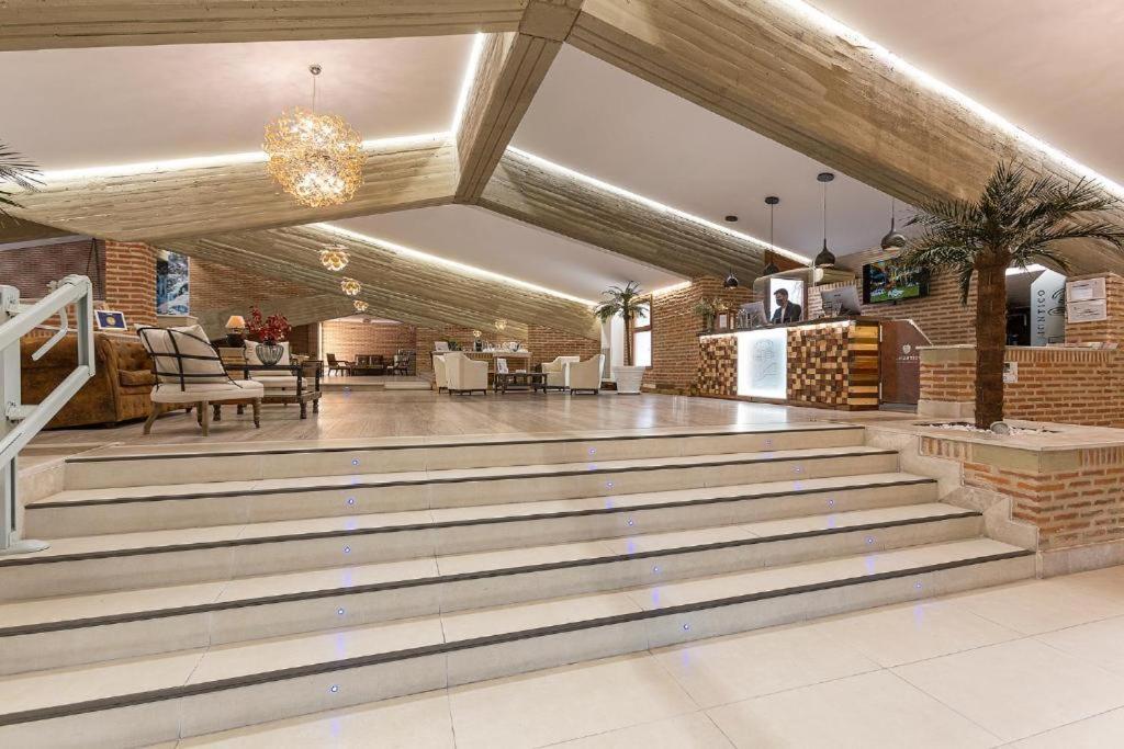 Hotel Restaurante El Montico Tordesillas Buitenkant foto